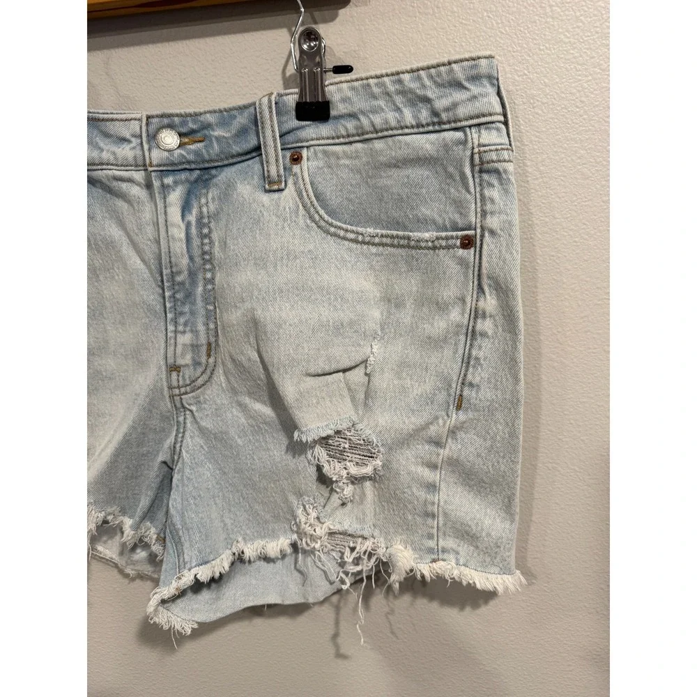 Old Navy OG Straight Cut-Off Shorts Womens 14 Blue Stretch Secret Smooth Pockets
